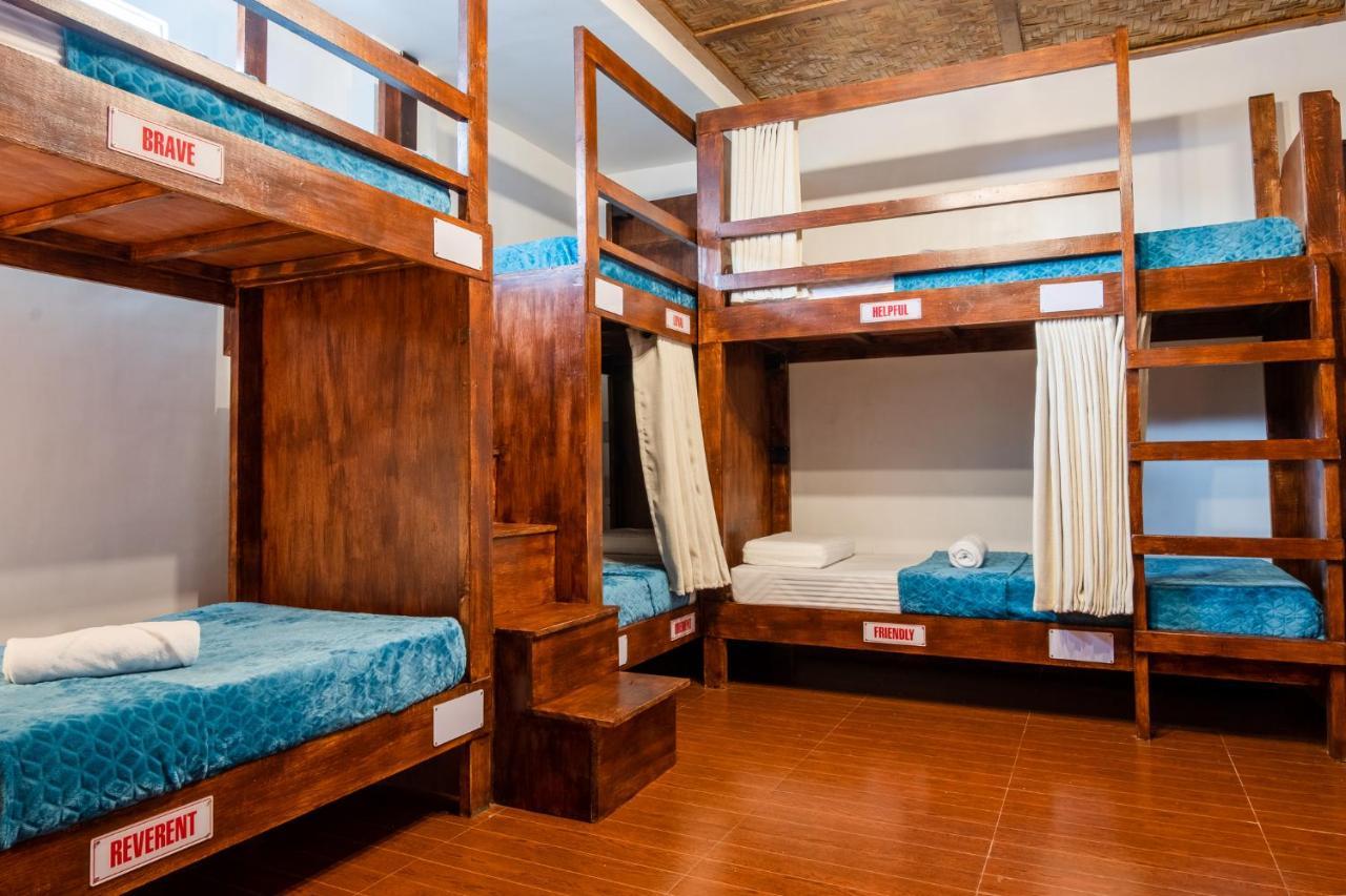Public House Hostel Île de Mactan Extérieur photo